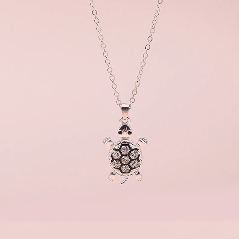 Y2K Crystal Butterfly Heart Necklace Fashion Kpop Shiny Clavicle Chain Necklaces for Women Girls New Trend Party Gifts Jewelry