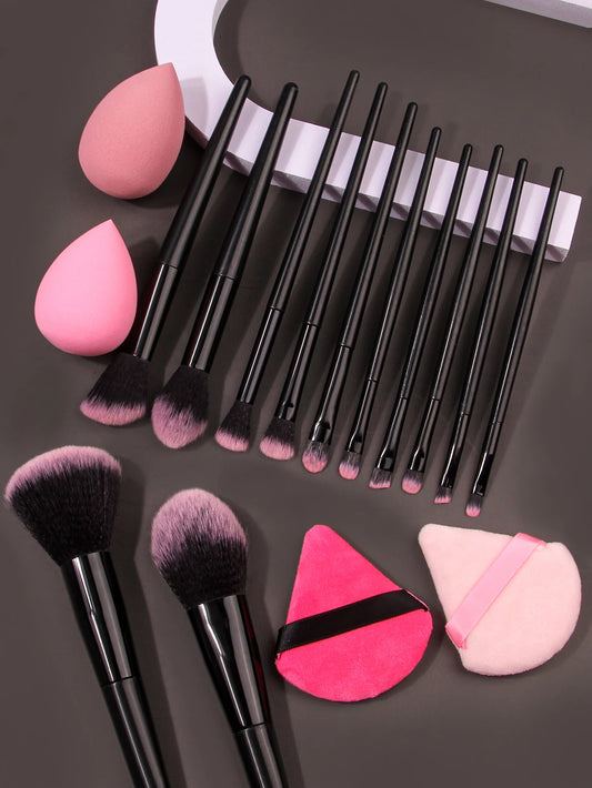 High-end makeup tools: 12 soft-bristled makeup brushes, 2 water-drop sponge eggs, and 2 double-sided triangular powder puffs