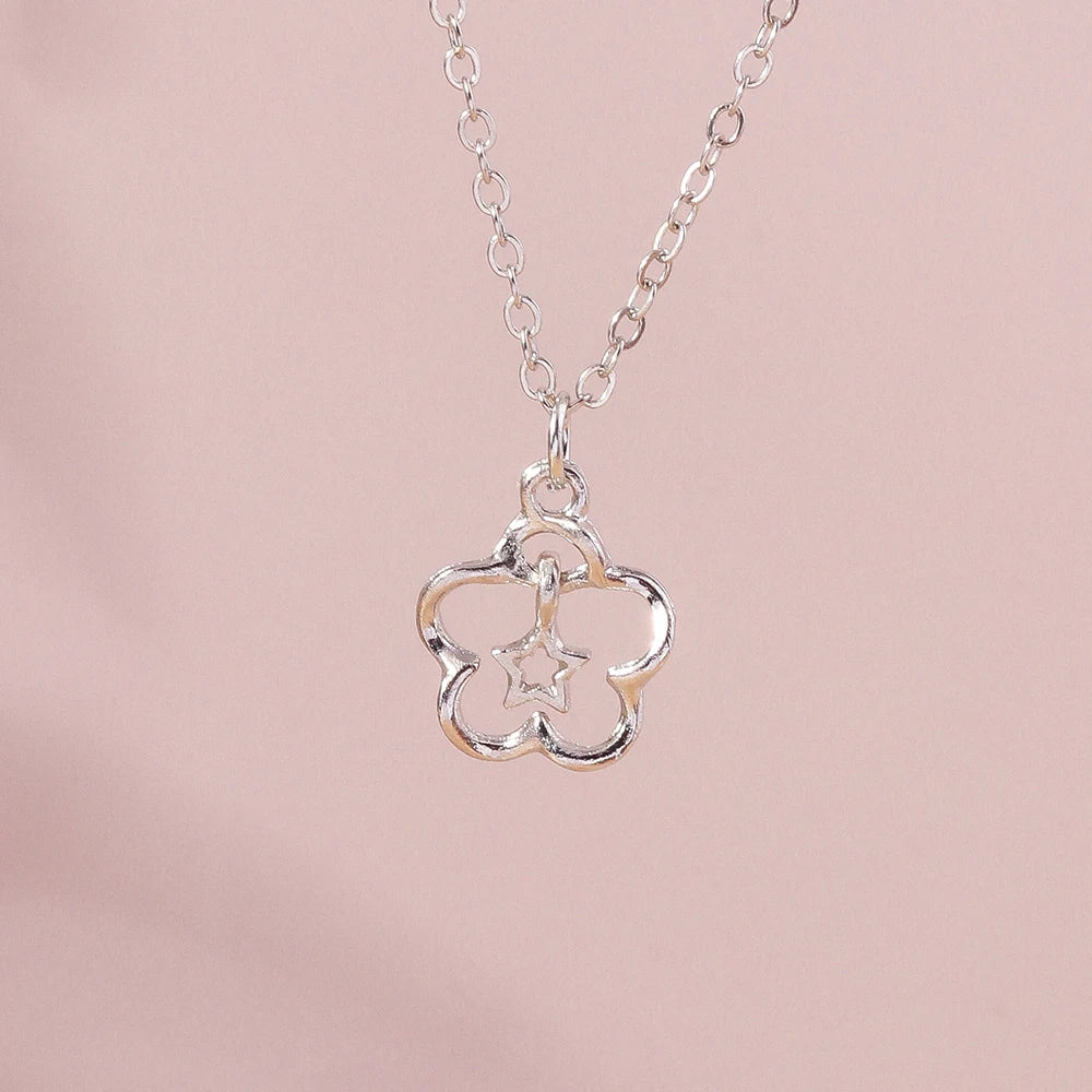 Y2K Crystal Butterfly Heart Necklace Fashion Kpop Shiny Clavicle Chain Necklaces for Women Girls New Trend Party Gifts Jewelry