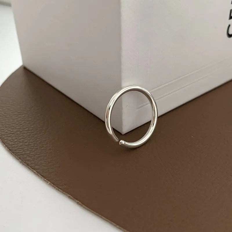PANJBJ 925 Sterling Silver Pearl Irregular Ring for Women Shell Overlapping Hollow Sweet Design Jewelry Gift Dropshipping