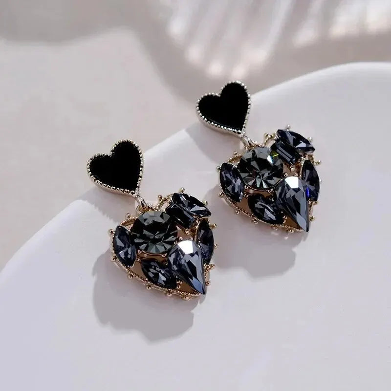 Woman's Temperament Gray Heart Shape Dangle Earrings Stud Natural Stone Craved Zinc Alloy Earrings Korean Style Evening Jewelry