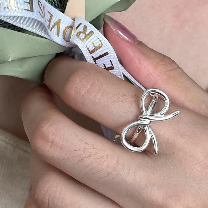 PANJBJ 925 Sterling Silver Pearl Irregular Ring for Women Shell Overlapping Hollow Sweet Design Jewelry Gift Dropshipping