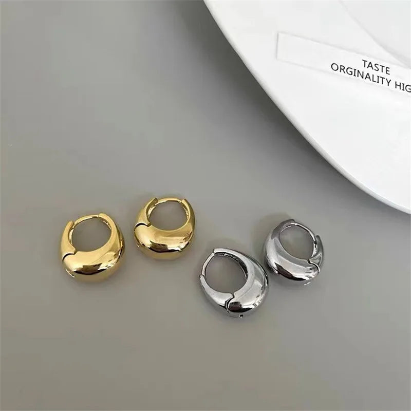 Huitan Fashion Metal Hoop Earrings for Women Simple Versatile Daily Wear Everyday Ear Accessories Young Girls Statement Jewelry