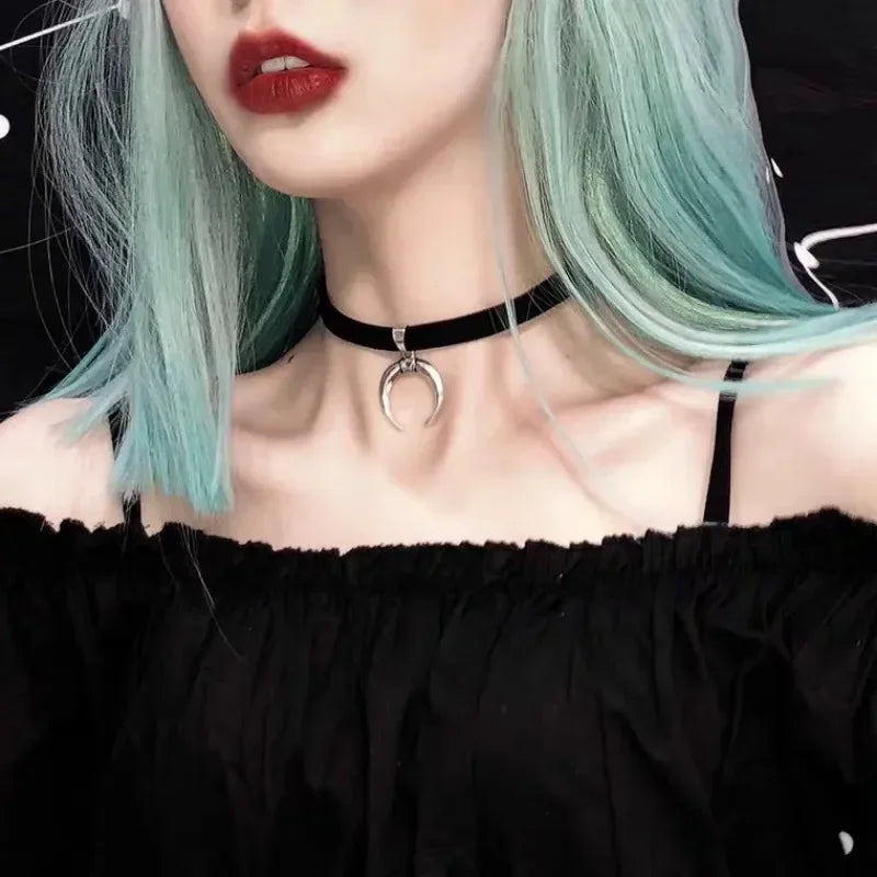 Women’s Gothic Velvet Necklace – Sexy Korean Fashion Lace Choker