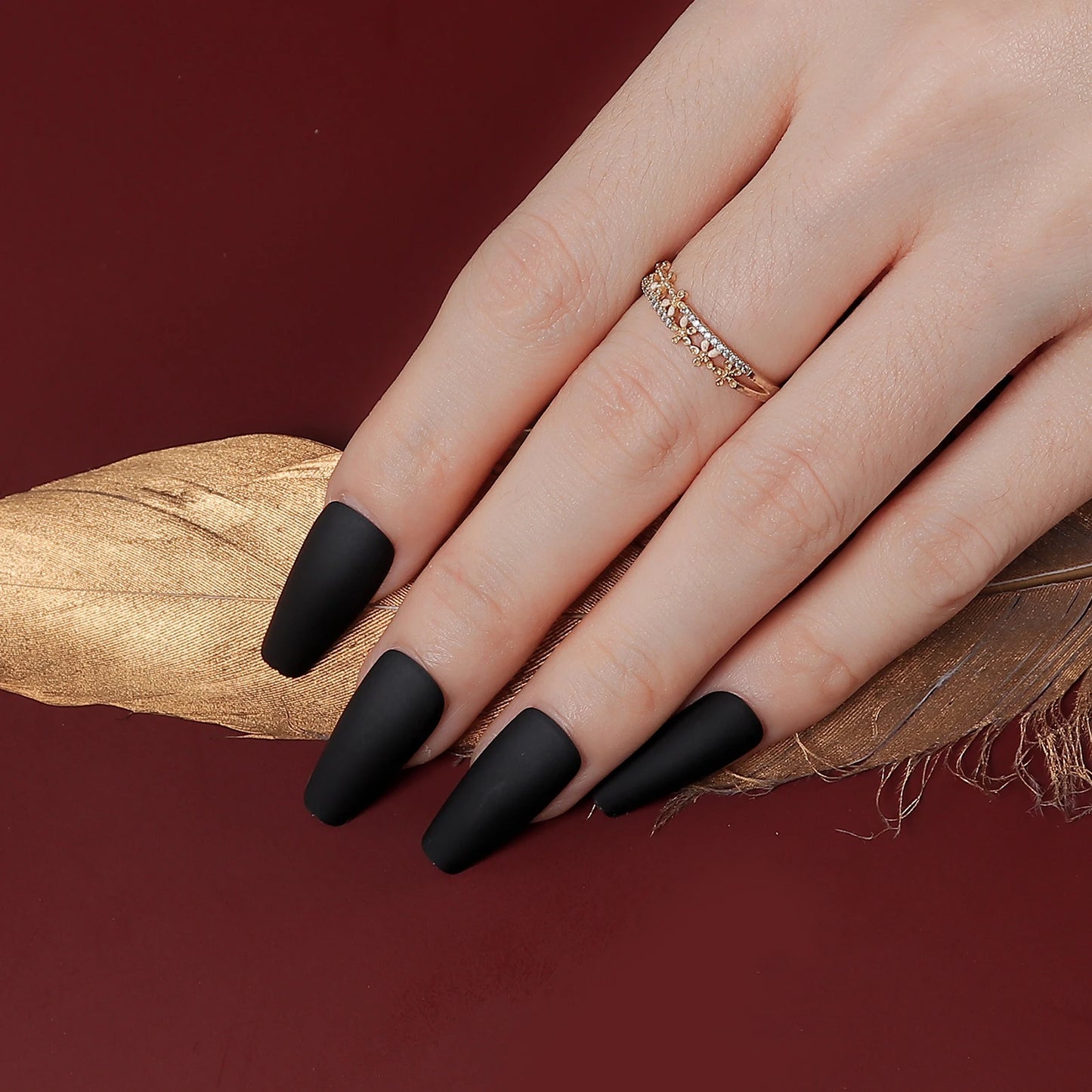 24Pcs Classical French Short Fake Nails Natural French Full Cover False Nails Classical Full Artificial Nails Basic Tools