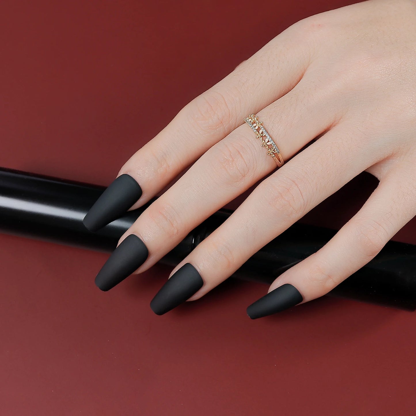 24Pcs Classical French Short Fake Nails Natural French Full Cover False Nails Classical Full Artificial Nails Basic Tools