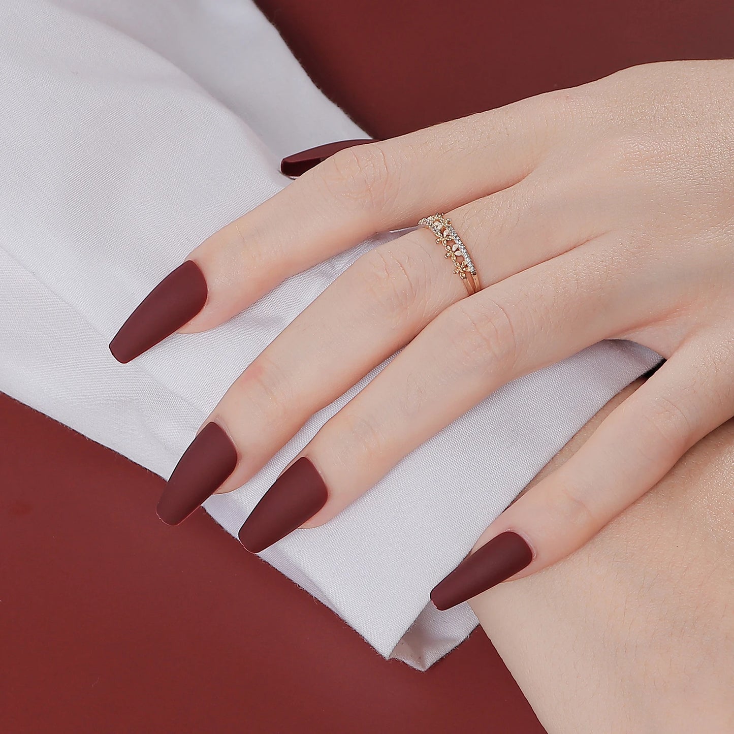 24Pcs Classical French Short Fake Nails Natural French Full Cover False Nails Classical Full Artificial Nails Basic Tools