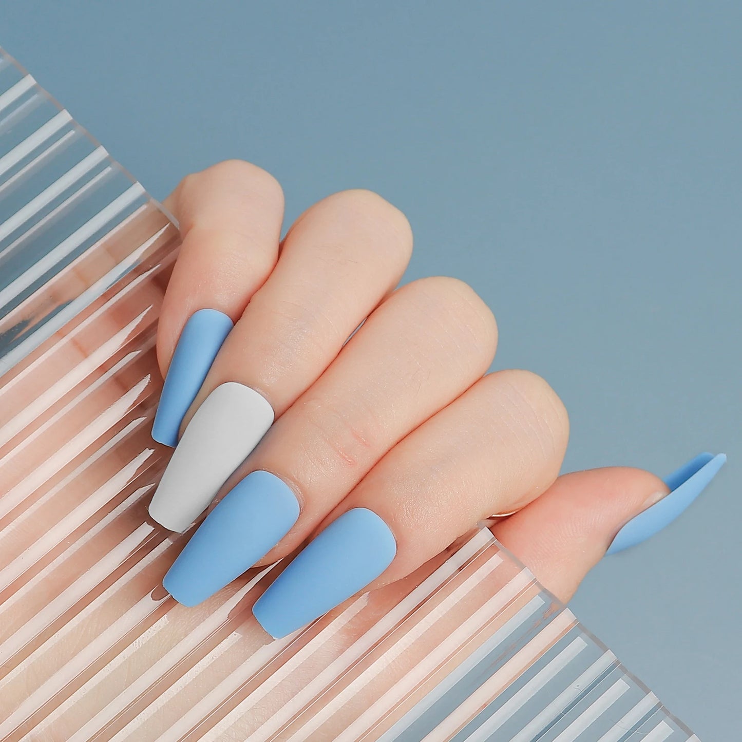 24Pcs Classical French Short Fake Nails Natural French Full Cover False Nails Classical Full Artificial Nails Basic Tools