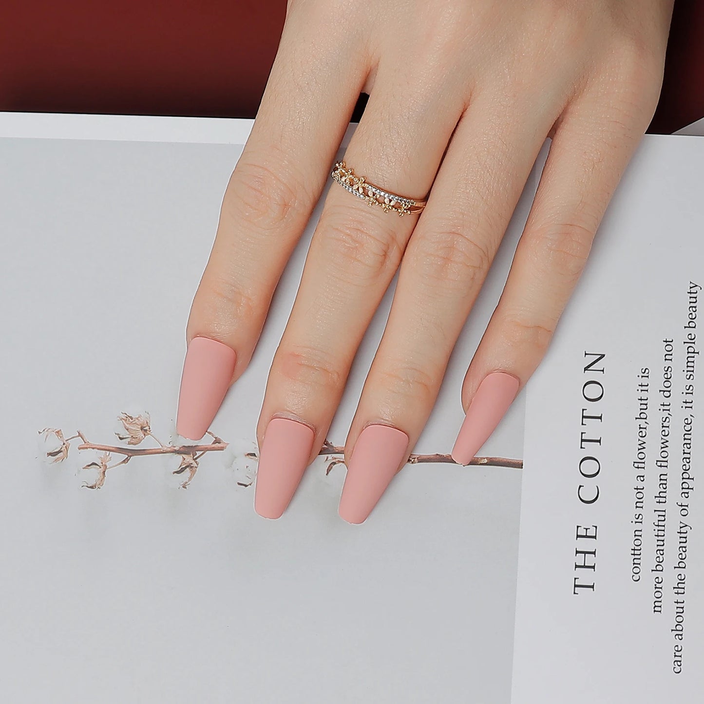 24Pcs Classical French Short Fake Nails Natural French Full Cover False Nails Classical Full Artificial Nails Basic Tools