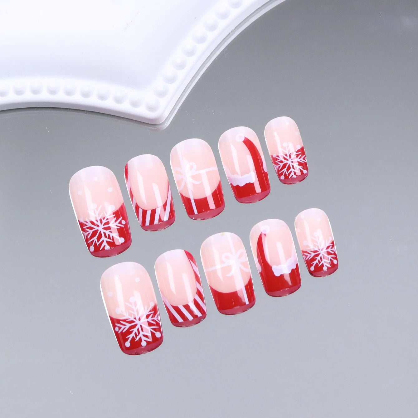 24PCS Square Artificial Nails With Bow, Glitter Checkered Snowflake Design, Pink Winter Holiday Acrylic Artificial Nails