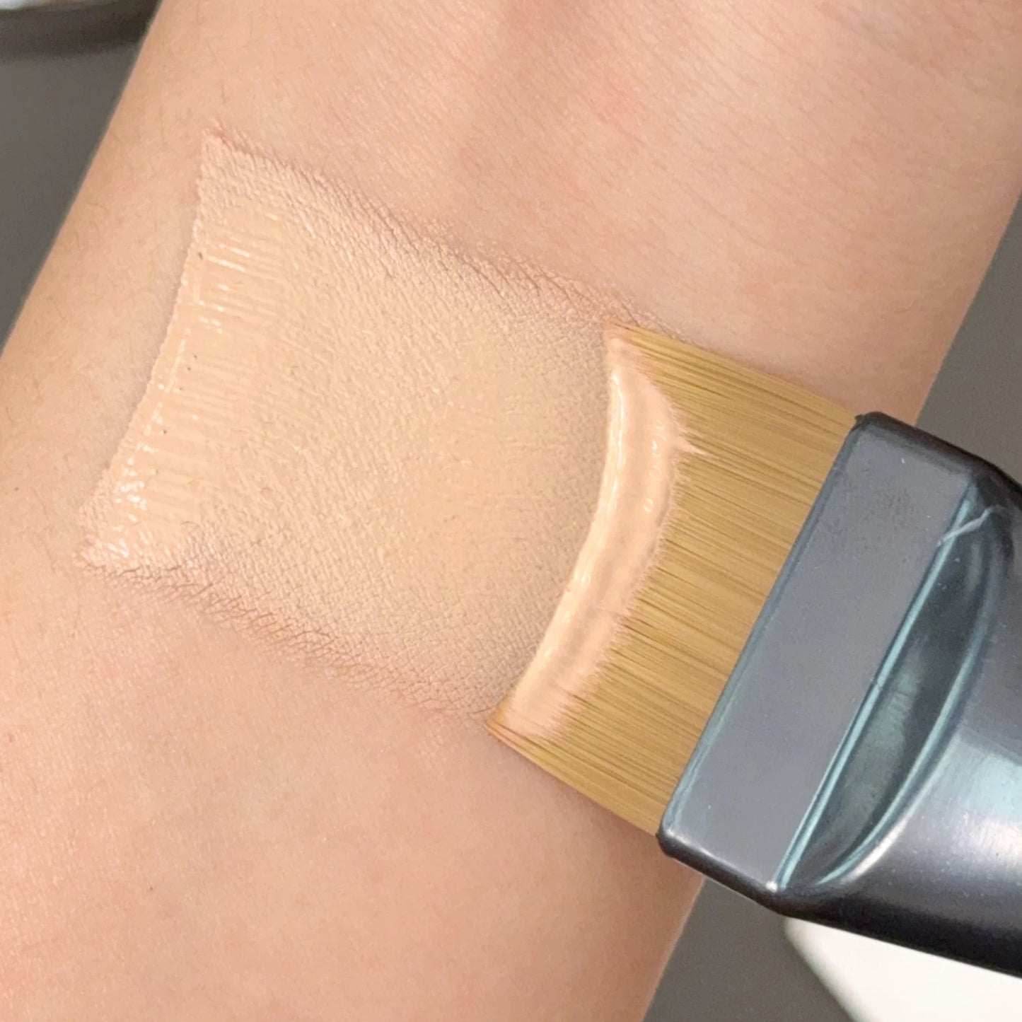 3pcs Foundation Makeup Tools Kit Concealer Brush Powder Puff and Cream Palette Portable Makeup Blending Tool for Travel Daily