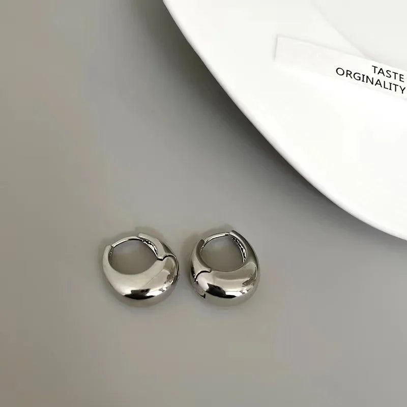 Huitan Fashion Metal Hoop Earrings for Women Simple Versatile Daily Wear Everyday Ear Accessories Young Girls Statement Jewelry