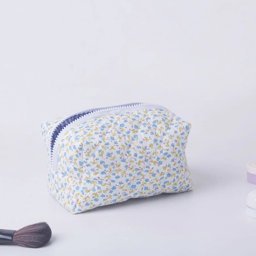 Storage Organizer Floral Puffy Quilted Makeup Bag Flower Printed Cosmetic Pouch Large Travel Cosmetic Bag Makeup Accessory