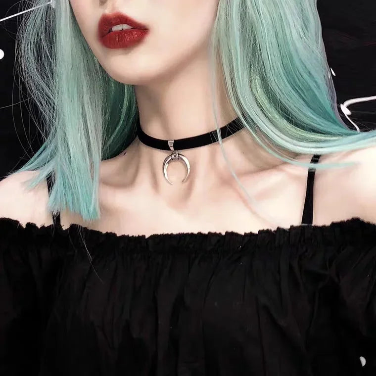 Women’s Gothic Velvet Necklace – Sexy Korean Fashion Lace Choker
