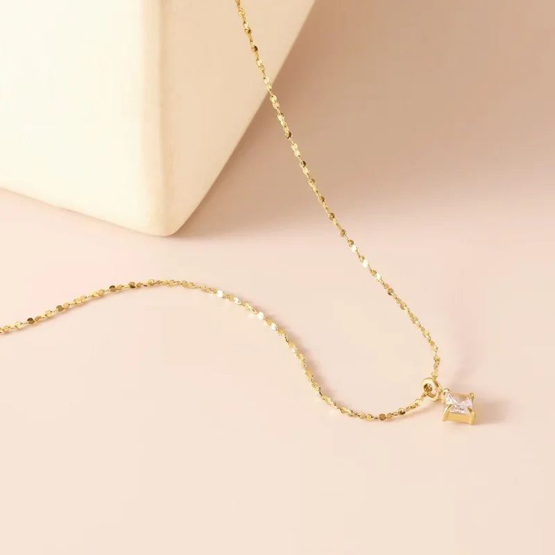 New starry sky chain small diamond necklace for women elegant ins collarbone chain exquisite necklace