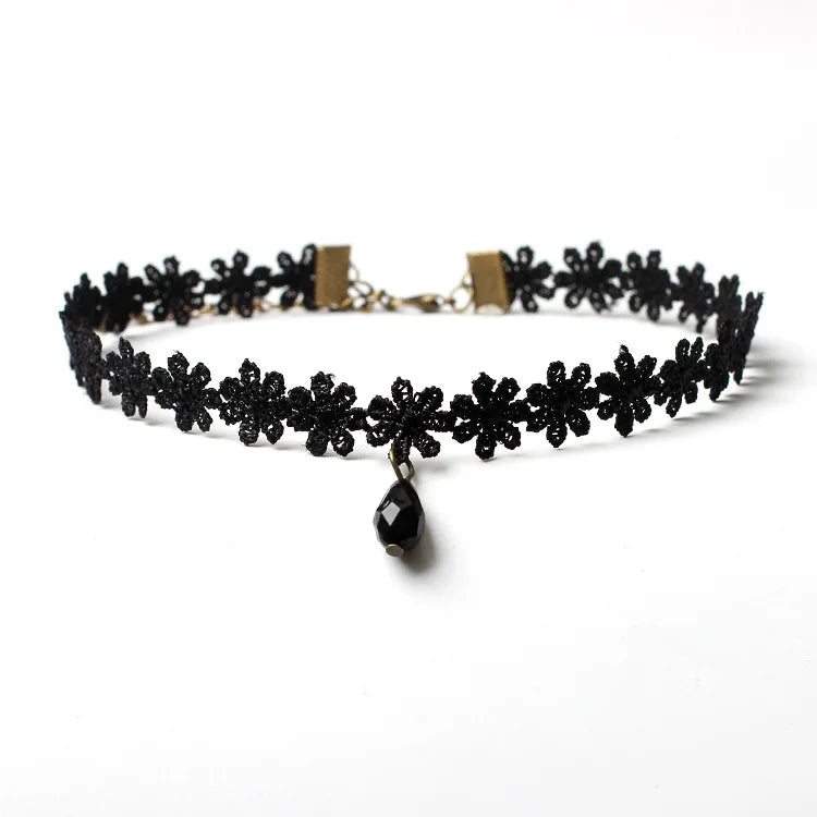 Women’s Gothic Velvet Necklace – Sexy Korean Fashion Lace Choker