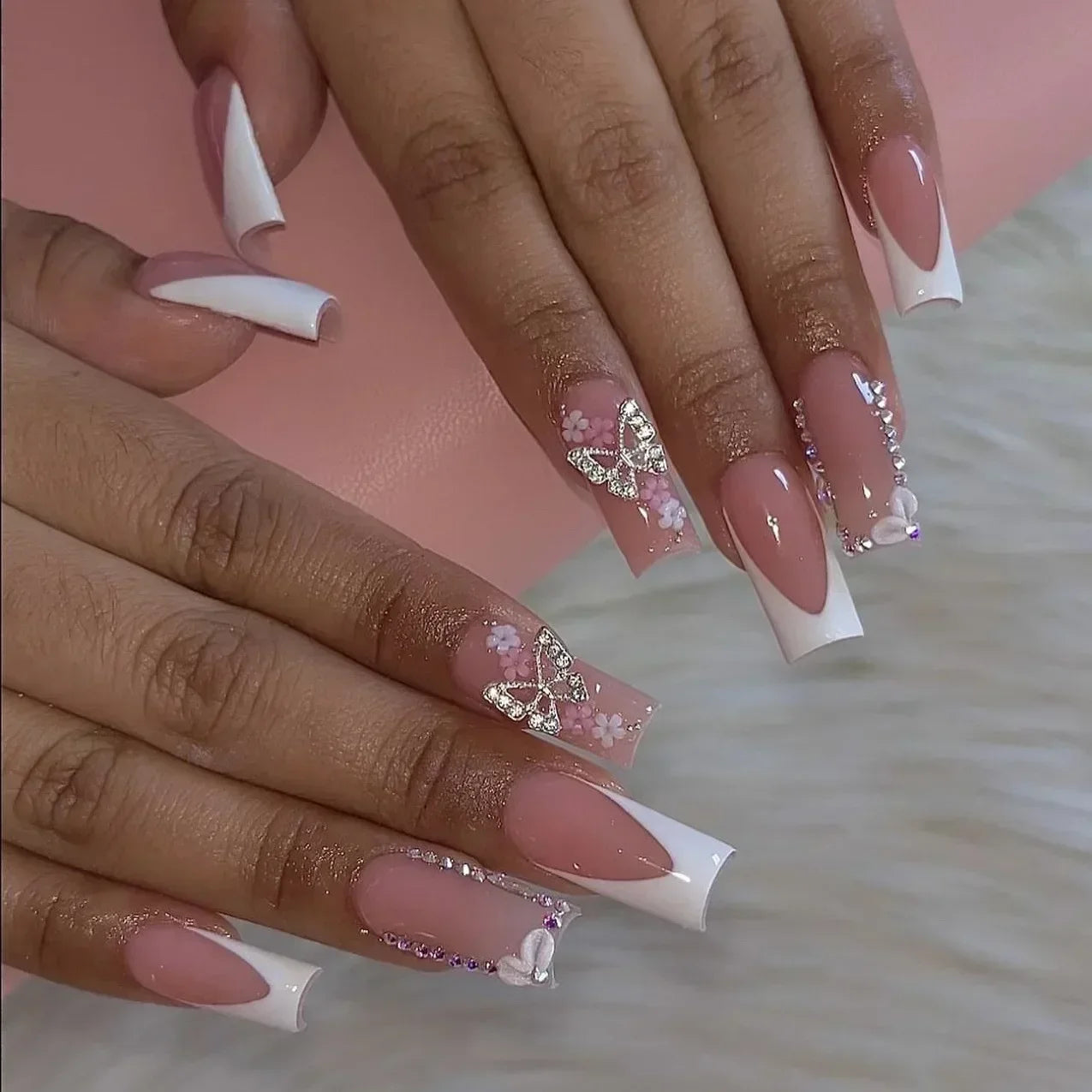 24Pcs Green French Fake Nails with Diamond Gold Butterfly False Nails Elegant Acrylic Artificial Nails Wearable Long Square Nail