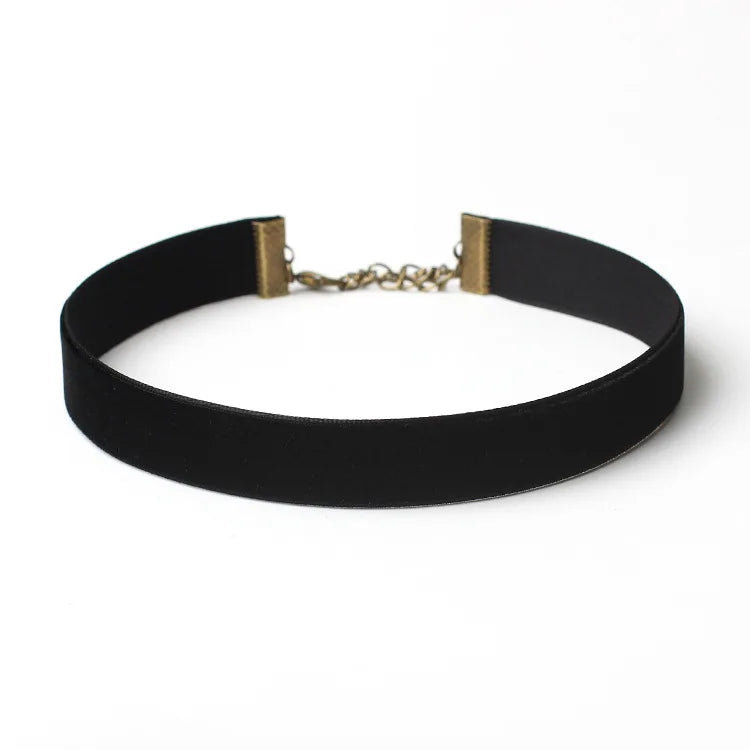 Women’s Gothic Velvet Necklace – Sexy Korean Fashion Lace Choker