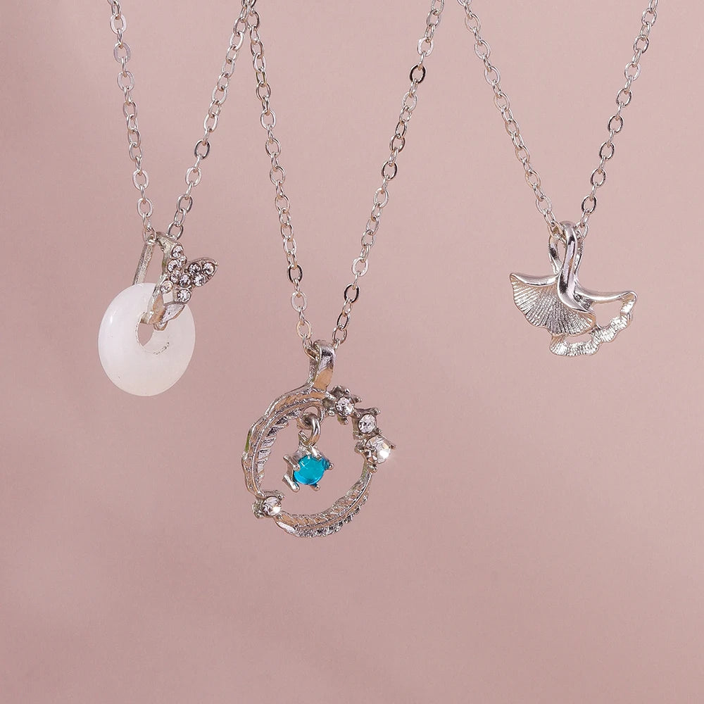 Y2K Crystal Butterfly Heart Necklace Fashion Kpop Shiny Clavicle Chain Necklaces for Women Girls New Trend Party Gifts Jewelry