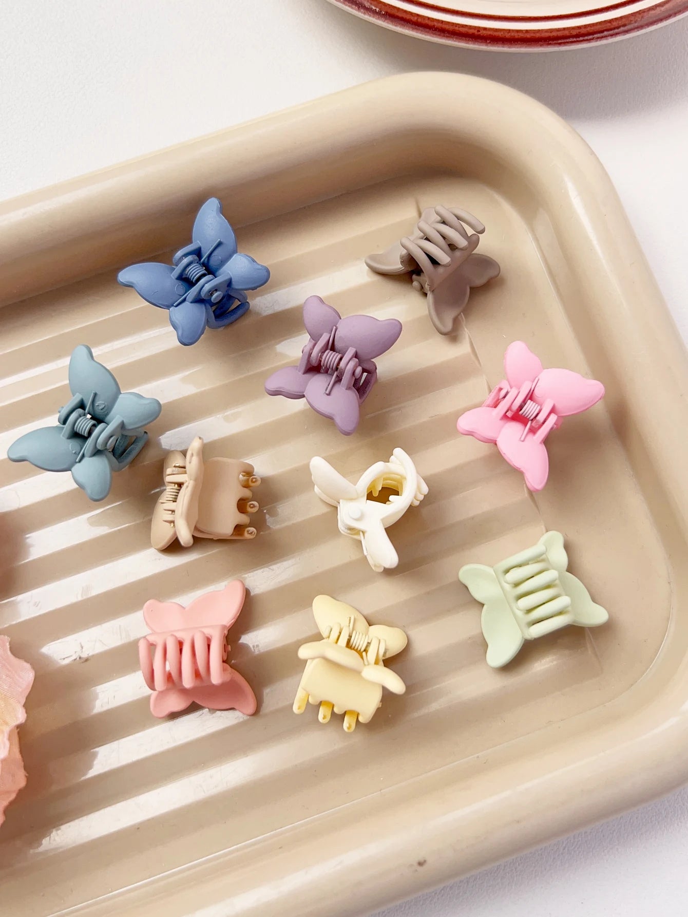 20 PCS Small Hair Clips for Women & Girls, Durable Matte Claw Clips for Thin Hair, Strong Hold NonSlip Cute Mini Hair Clips