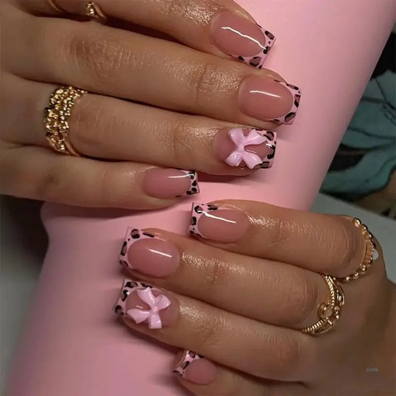Lovely Bows Artificial False Nails Full Cover Stick on Nails Press On Nails Leopard French Tip False Nails for Party