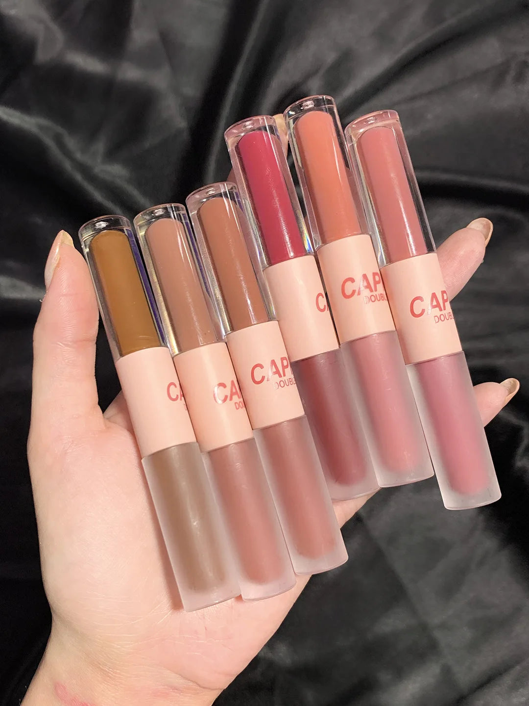 2-in-1 Matte Lipstick – Double Headed Lip Glaze, Moisturizing & Sweatproof