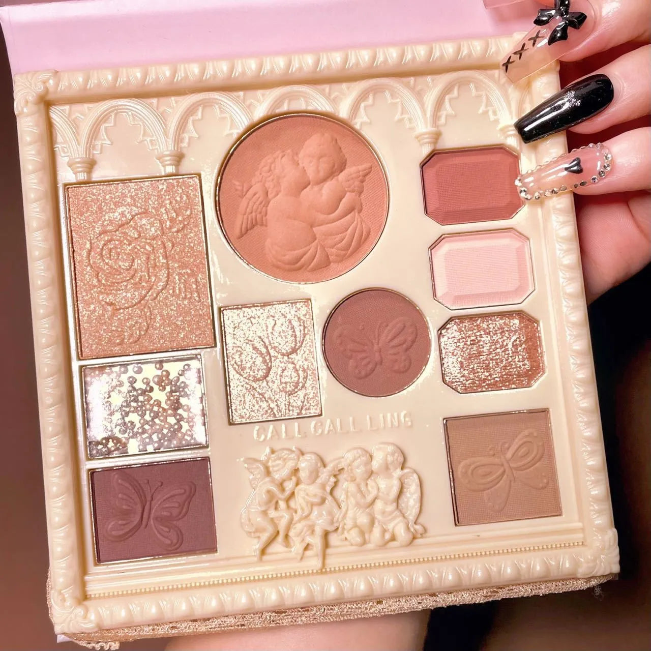 Angel Embossed Eyeshadow Blush Highlight All-in-One Makeup Eyeshadow Palette