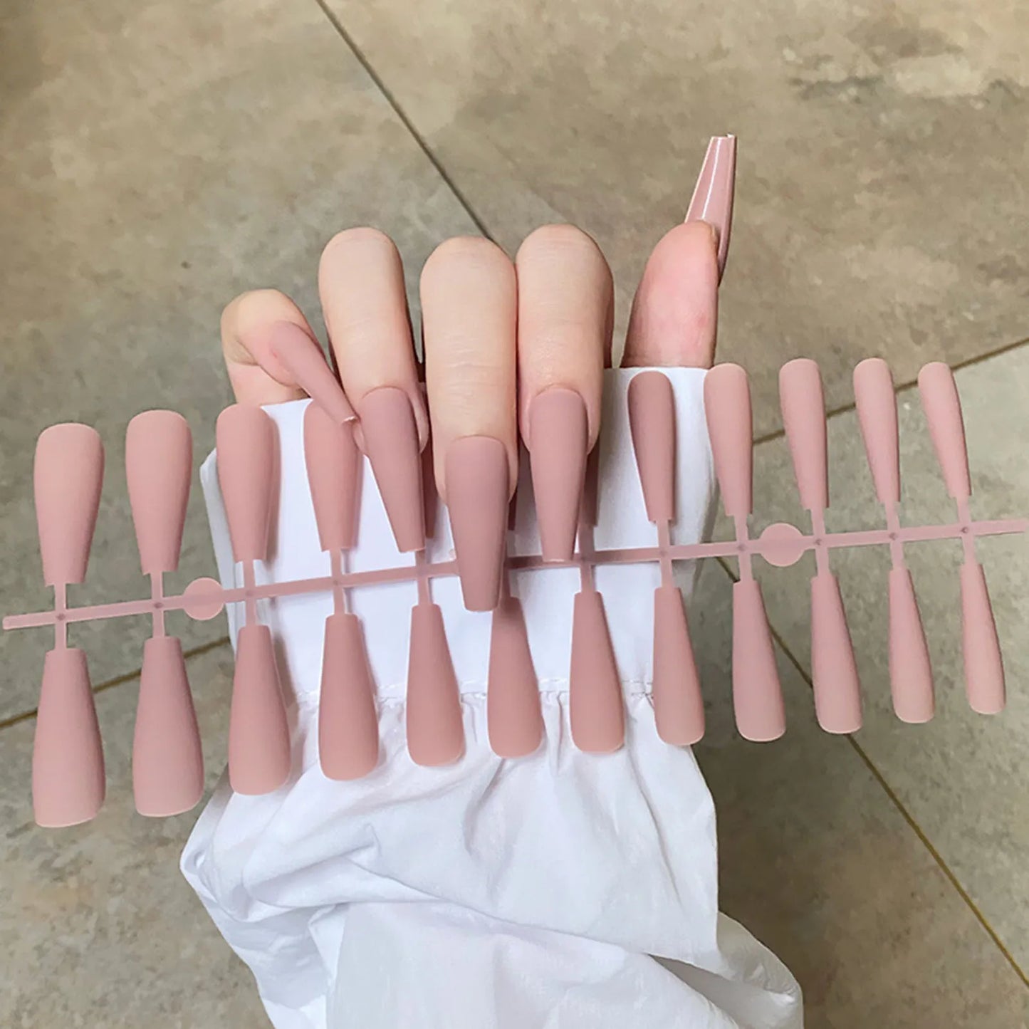 Red Fake Nails Press on Chinese Spring Festival False Nails Tips Square Long Ballerina Artificial Fingernail for Women Party Use