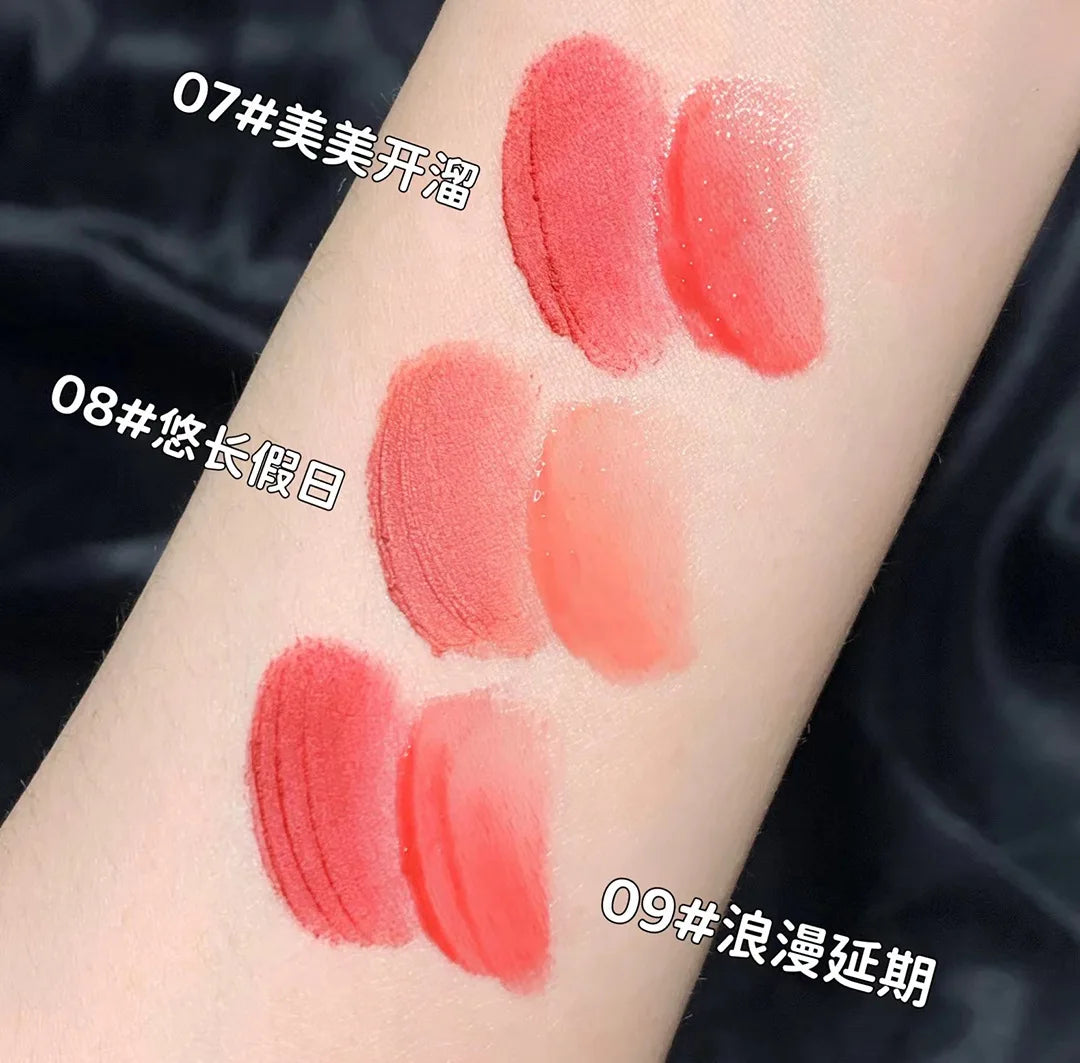 2-in-1 Matte Lipstick – Double Headed Lip Glaze, Moisturizing & Sweatproof